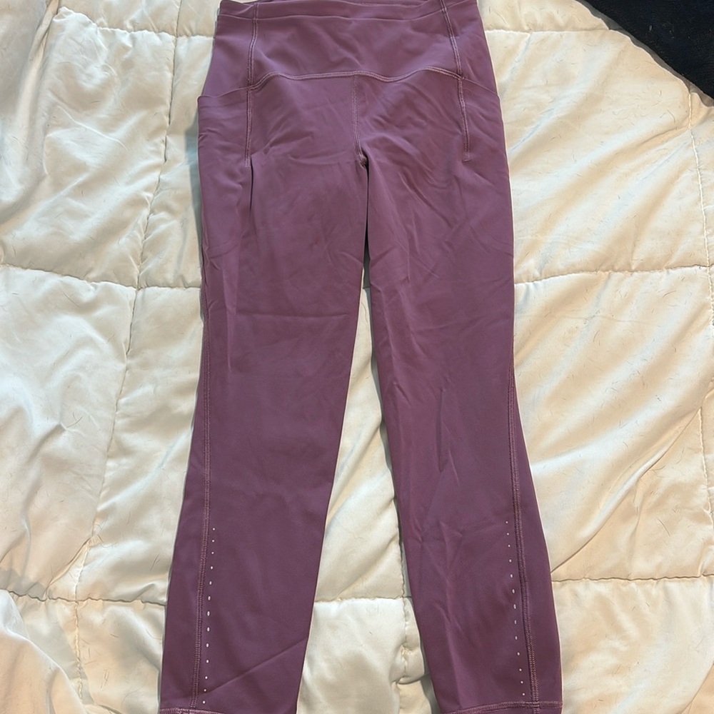 Speedswift lululemon leggings size 4